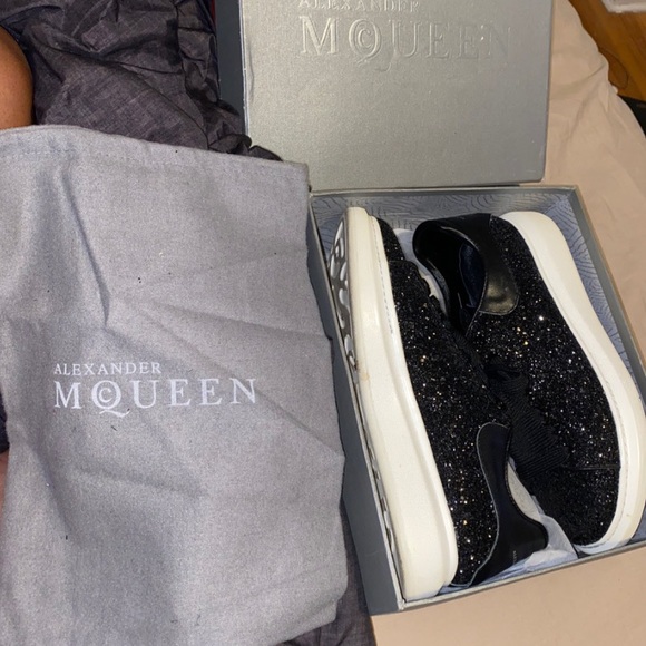 Alexander McQueens, wore only once - Picture 4 of 7